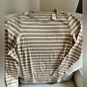 Women’s striped long sleeve shirt new with tag.